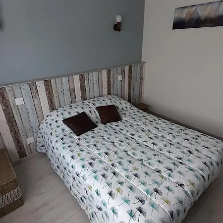 Confort Au Bord De La Meuse Avec Jardin Et Activites Familiales A Proximite - Fr-1-585-82 Vakantiehuis